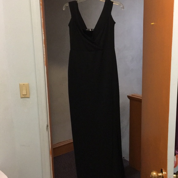 NWT Boohoo Sexy Maxi Dress - Picture 2 of 7